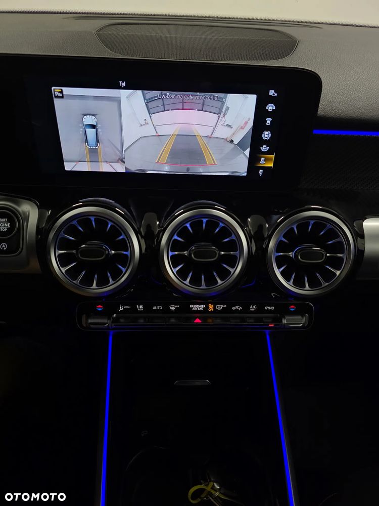 Mercedes-Benz GLB 220 d 8G-DCT AMG Line - 9