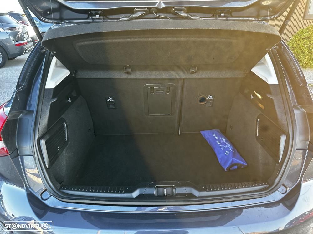 Ford Focus 2.0 TDCi EcoBlue Vignale - 46