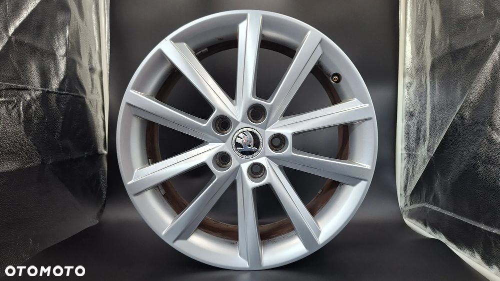 Felga Aluminiowa 17 Skoda Octavia III 5x112 ET 49 Teron 5E0601025E - 1