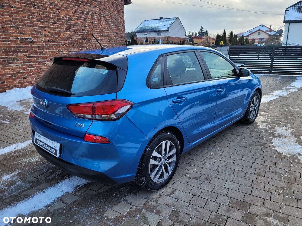 Hyundai i30 1.4 Premiere Comfort - 10