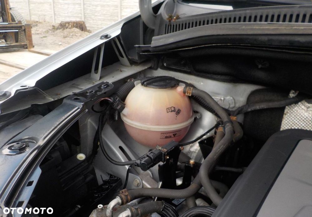 Volkswagen Sharan - 8