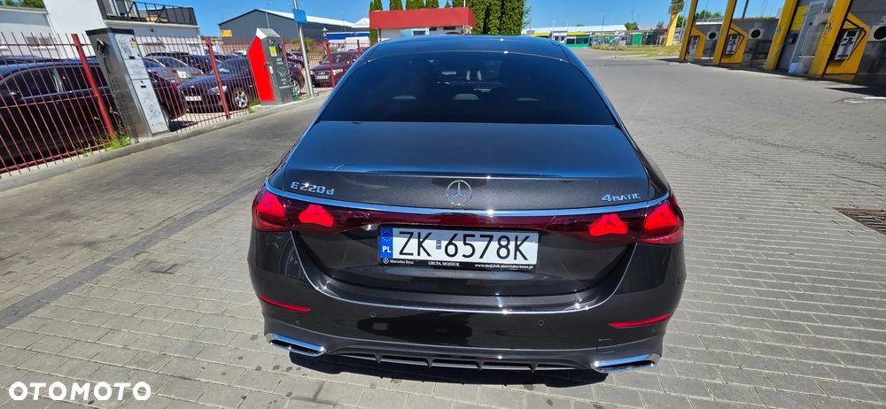 Mercedes-Benz Klasa E 220 d mHEV 4-Matic AMG 9G-Tronic - 5