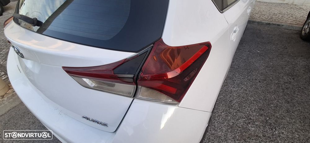 Toyota Auris - 9