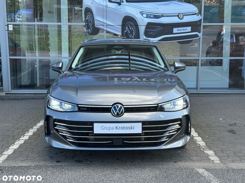 Volkswagen Passat - 2