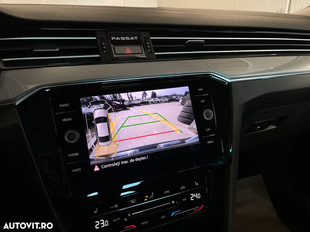 Volkswagen Passat 2.0 TDI DSG Comfortline - 13