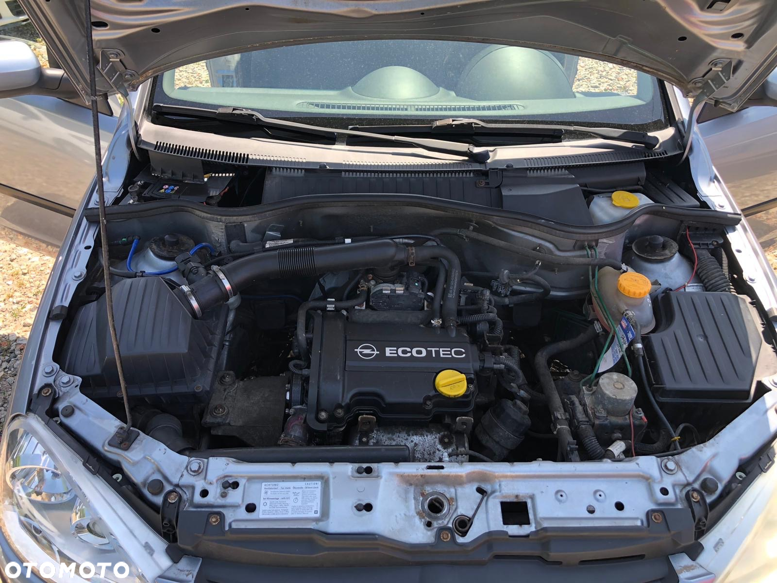 Opel Corsa 1.0 12V Cool - 12