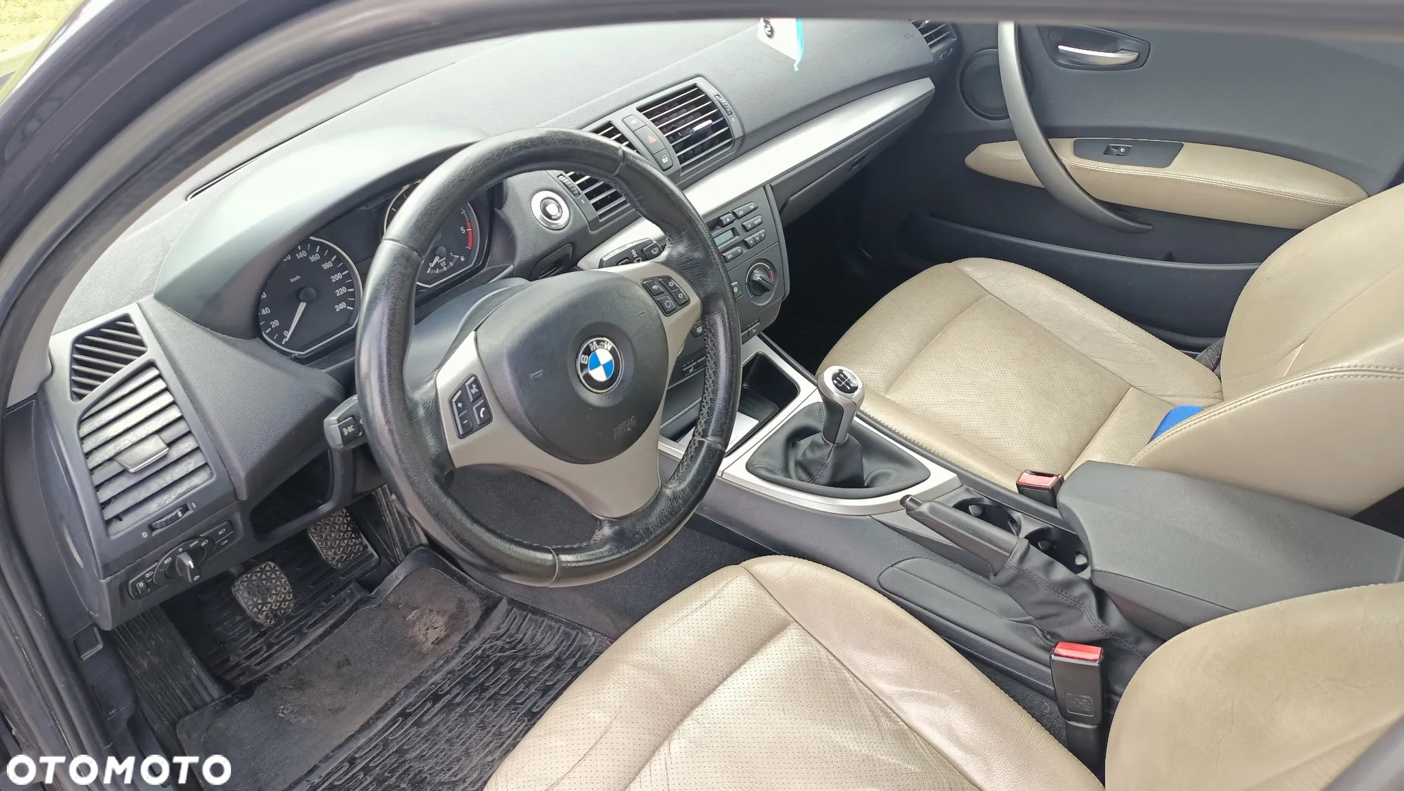 BMW Seria 1 118d - 12