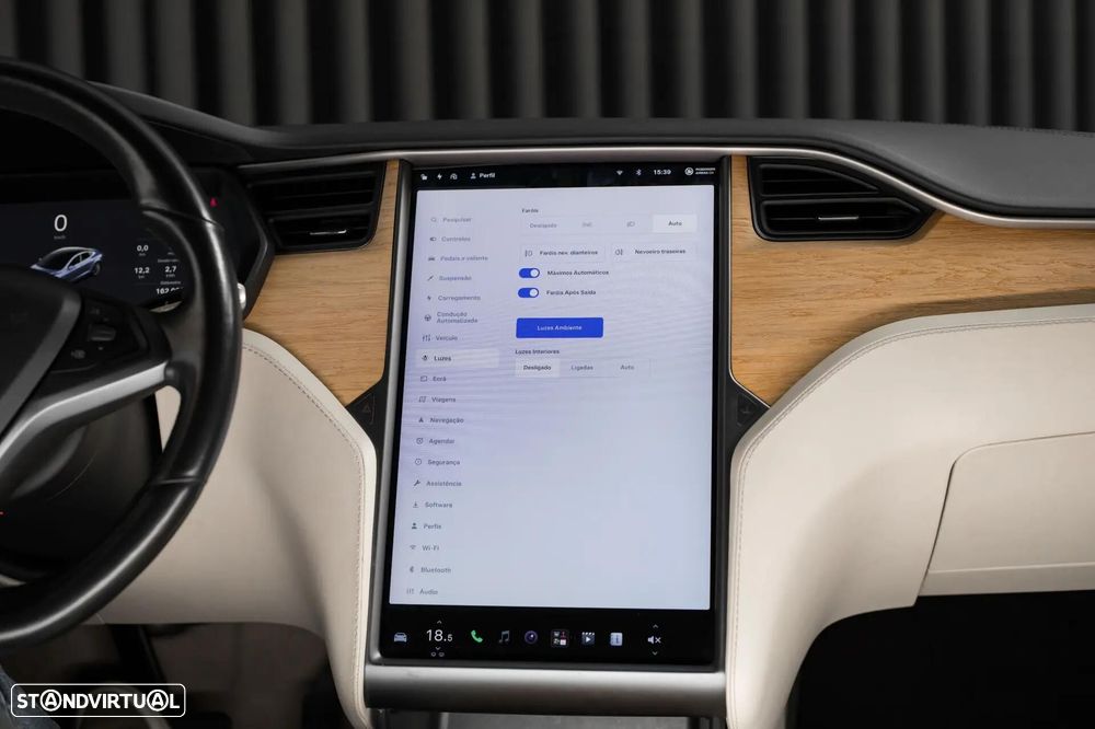 Tesla Model S Standard Range - 24