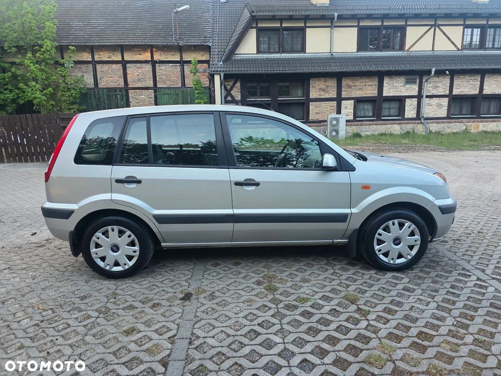 Ford Fusion 1.4 Ambiente - 2