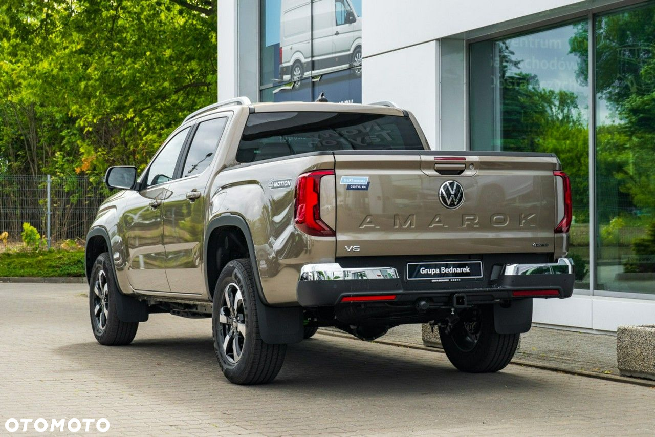 Volkswagen Amarok - 8