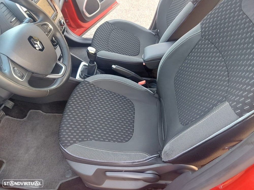 Renault Captur 0.9 TCE Exclusive - 26