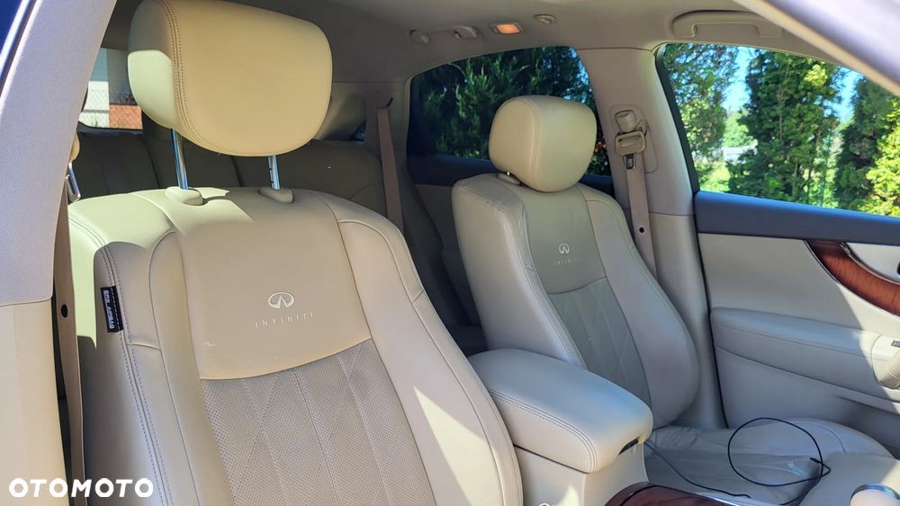 Infiniti QX70 3.0d S Premium - 17