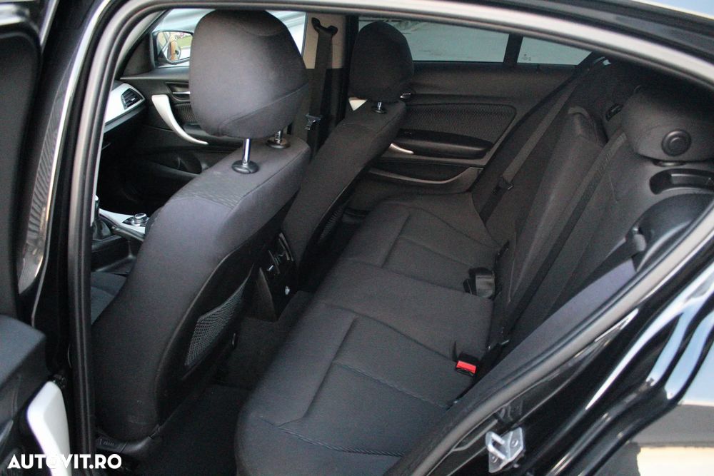 BMW Seria 1 118d Sport Line - 10