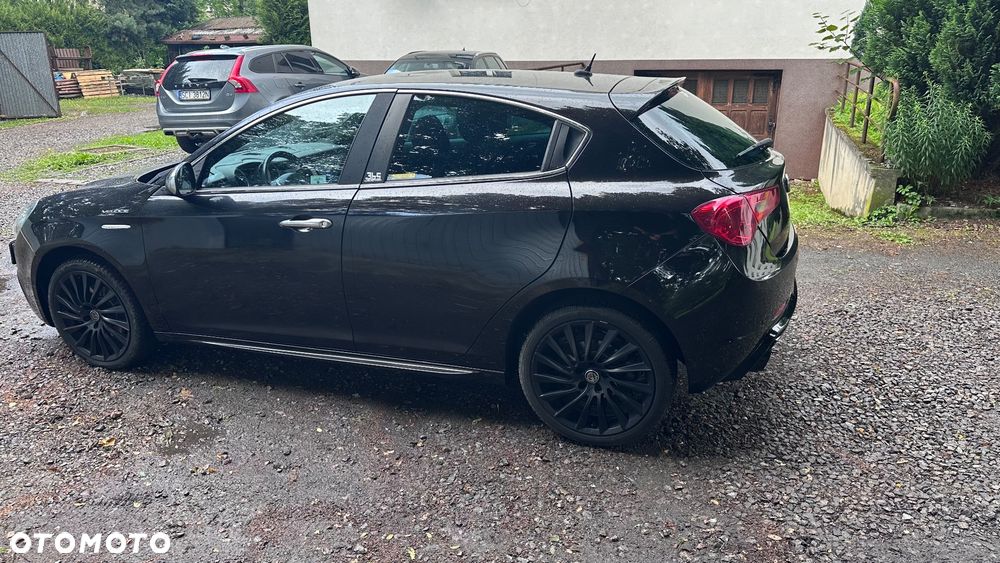 Alfa Romeo Giulietta - 7