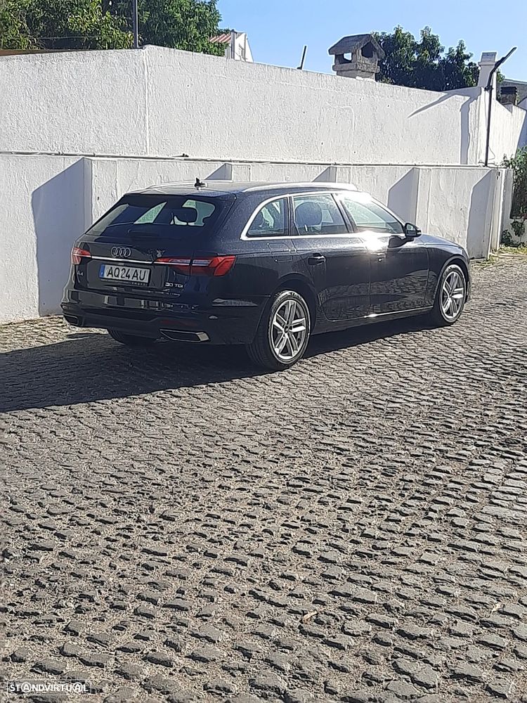 Audi A4 Avant 30 TDI S tronic - 38
