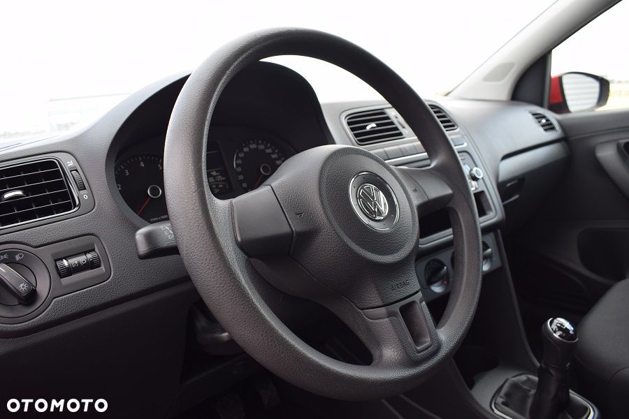 Volkswagen Polo - 15