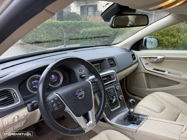 Volvo S60 1.6 D2 Momentum Eco - 6