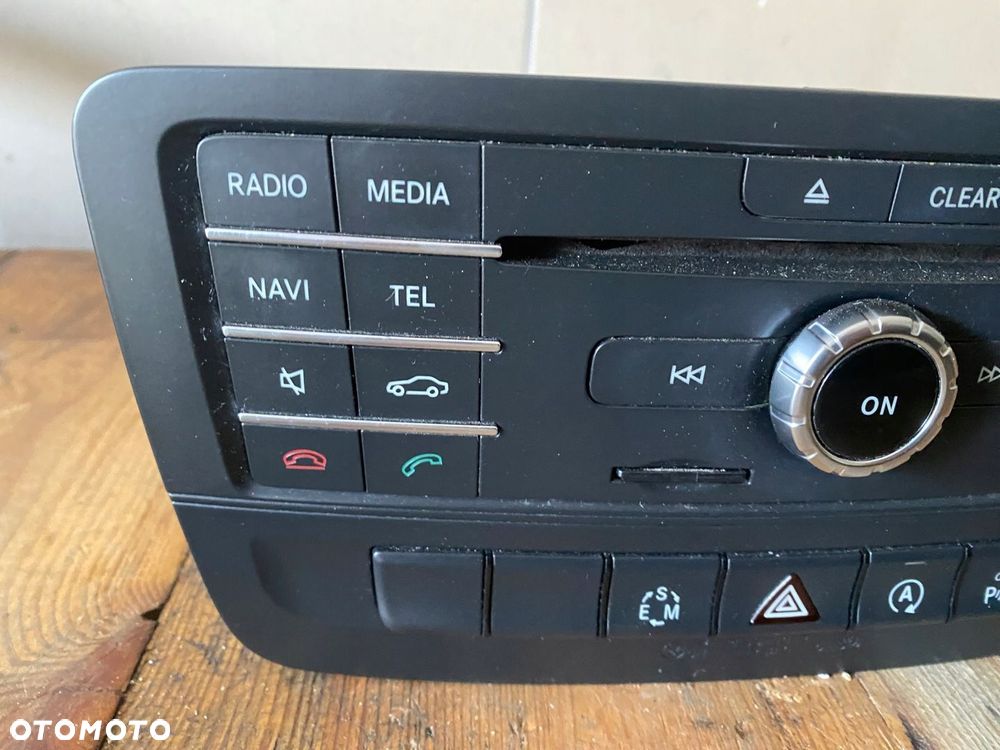 MERCEDES 246 117 gla lift radio A 2469005413 - 2