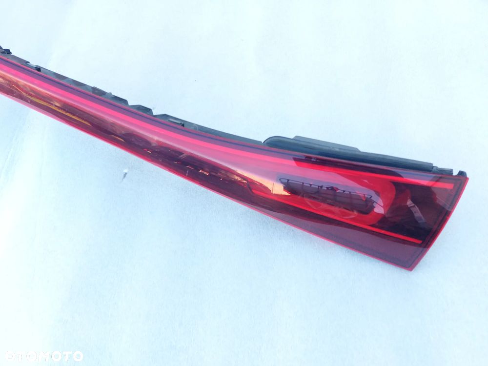 MERCEDES EQA A2439062900 LAMPA Z KLAPY - 2