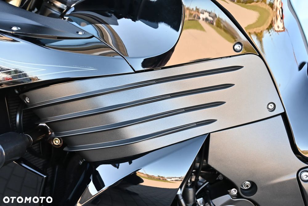 Kawasaki ZZR - 19
