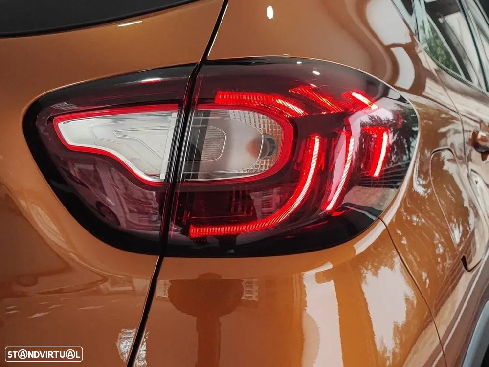 Renault Captur 1.5 dCi Exclusive EDC - 17