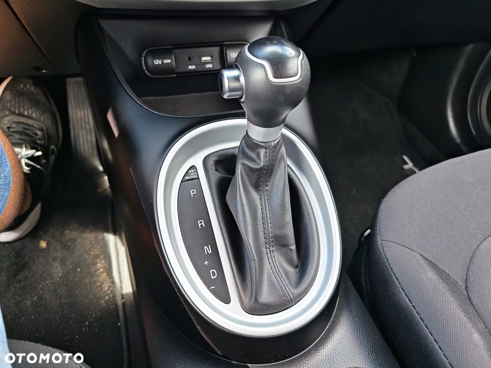 Kia Soul 1.6 GDI L - 19