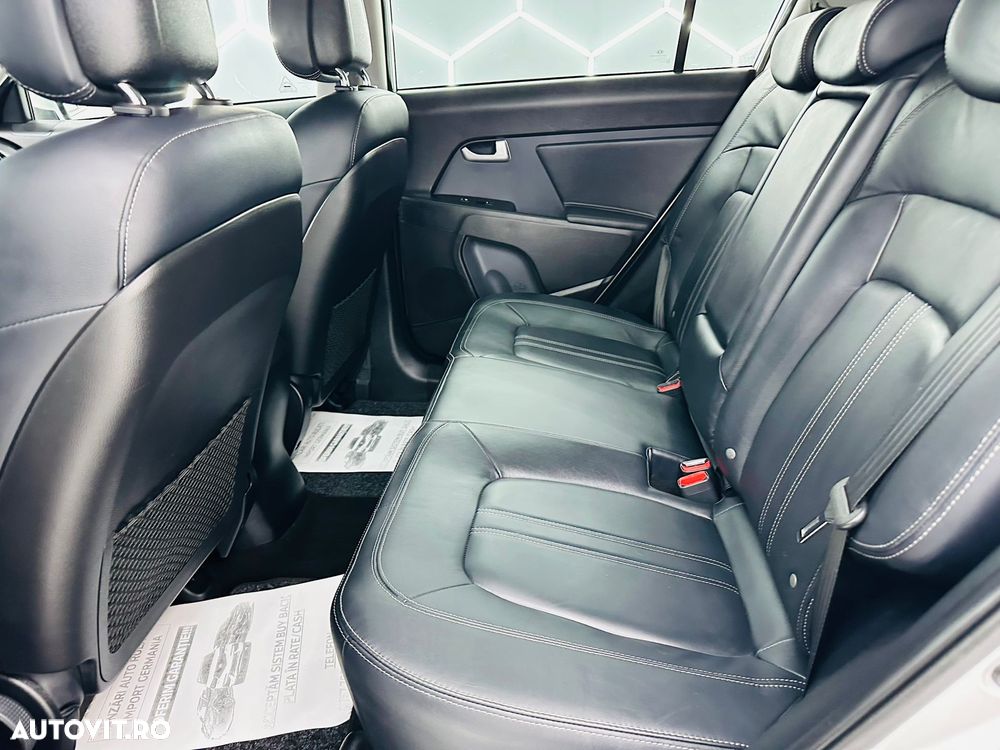 Kia Sportage 1.7 CRDI 2WD Spirit - 16