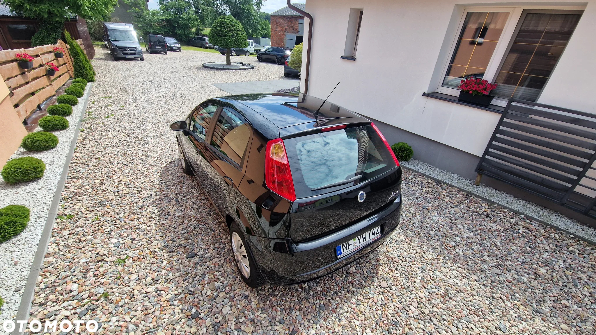 Fiat Grande Punto - 11