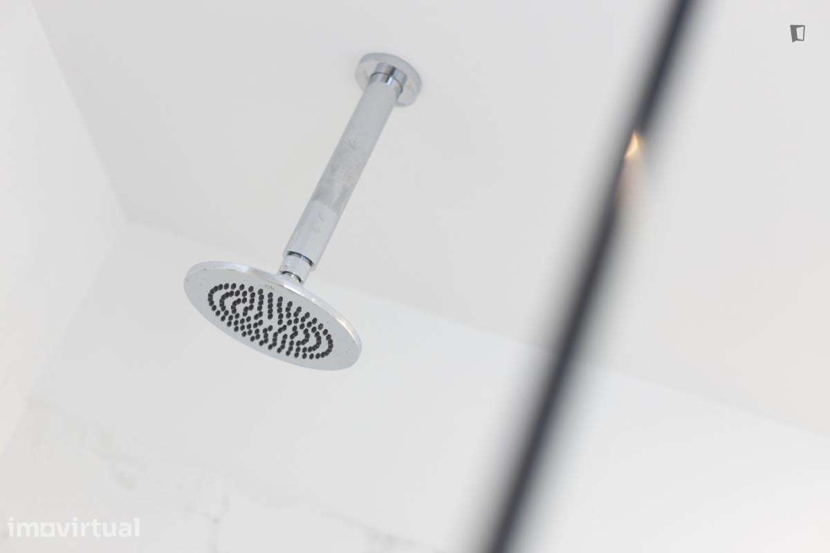 Apartamento com 1 quartos - localizado em Massarelos Porto - Grande imagem: 2/35
