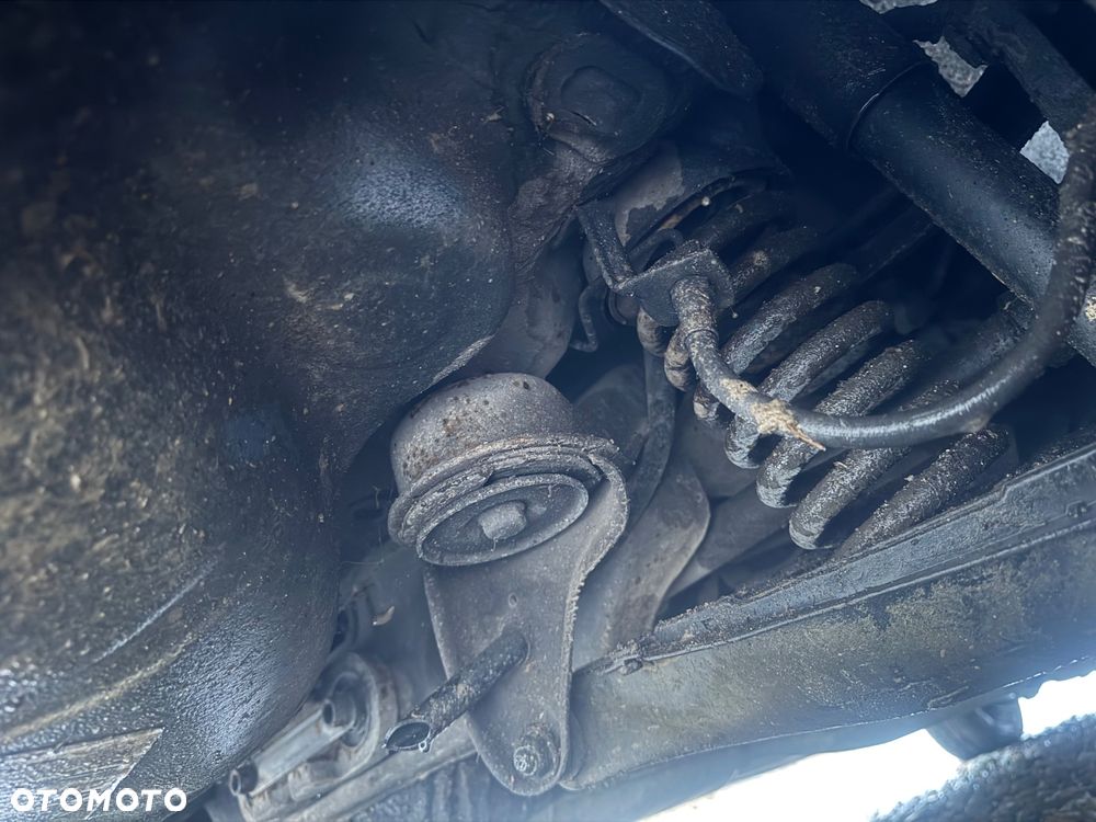 Mercedes-Benz W124 (1984-1993) - 29