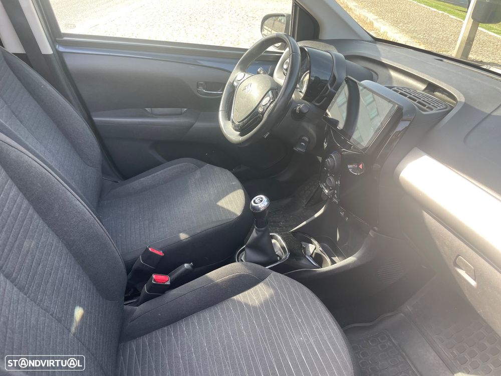 Citroën C1 1.2 VTi Shine - 12