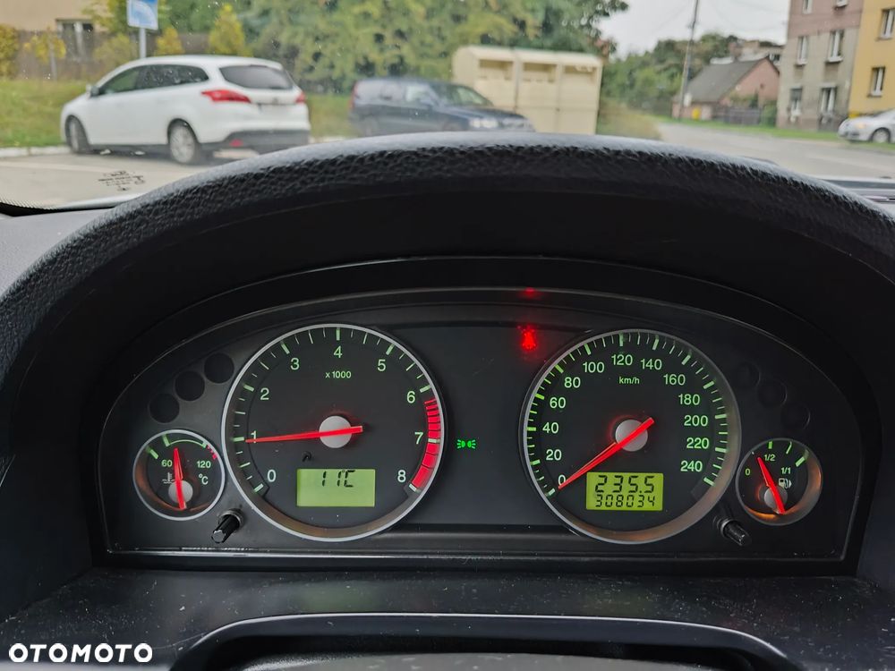 Ford Mondeo 2.0 Ghia X100 / X - 22