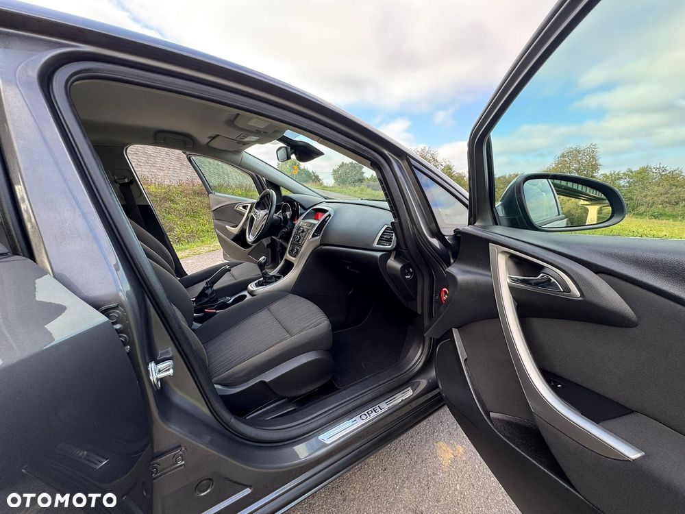Opel Astra 1.6 Active - 24