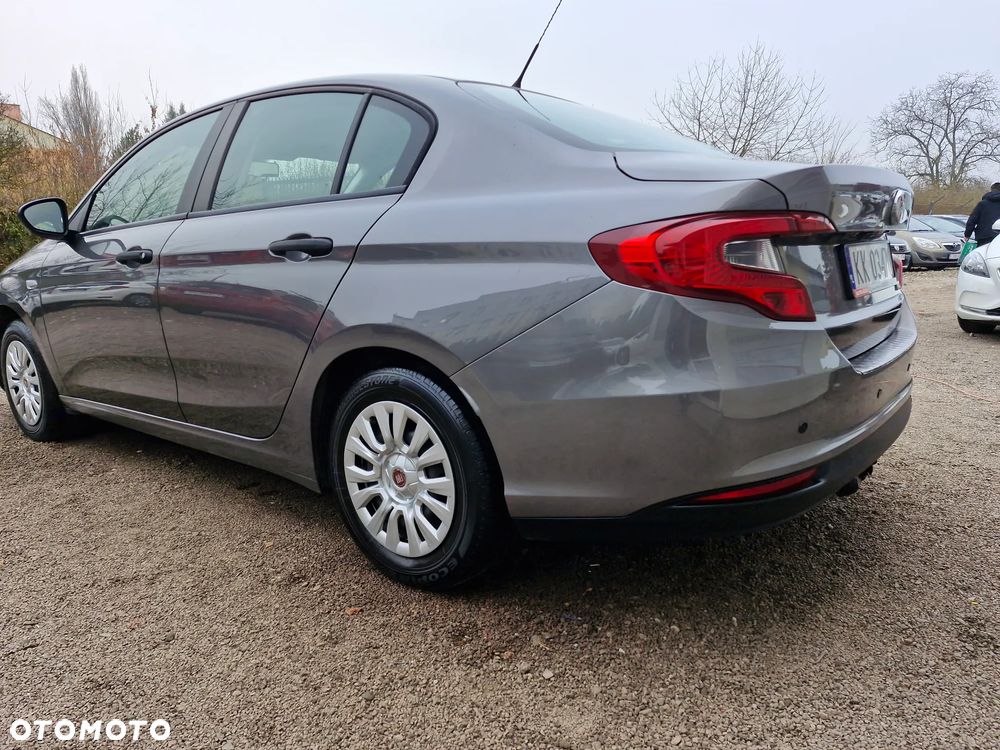 Fiat Tipo 1.4 16V Easy - 26