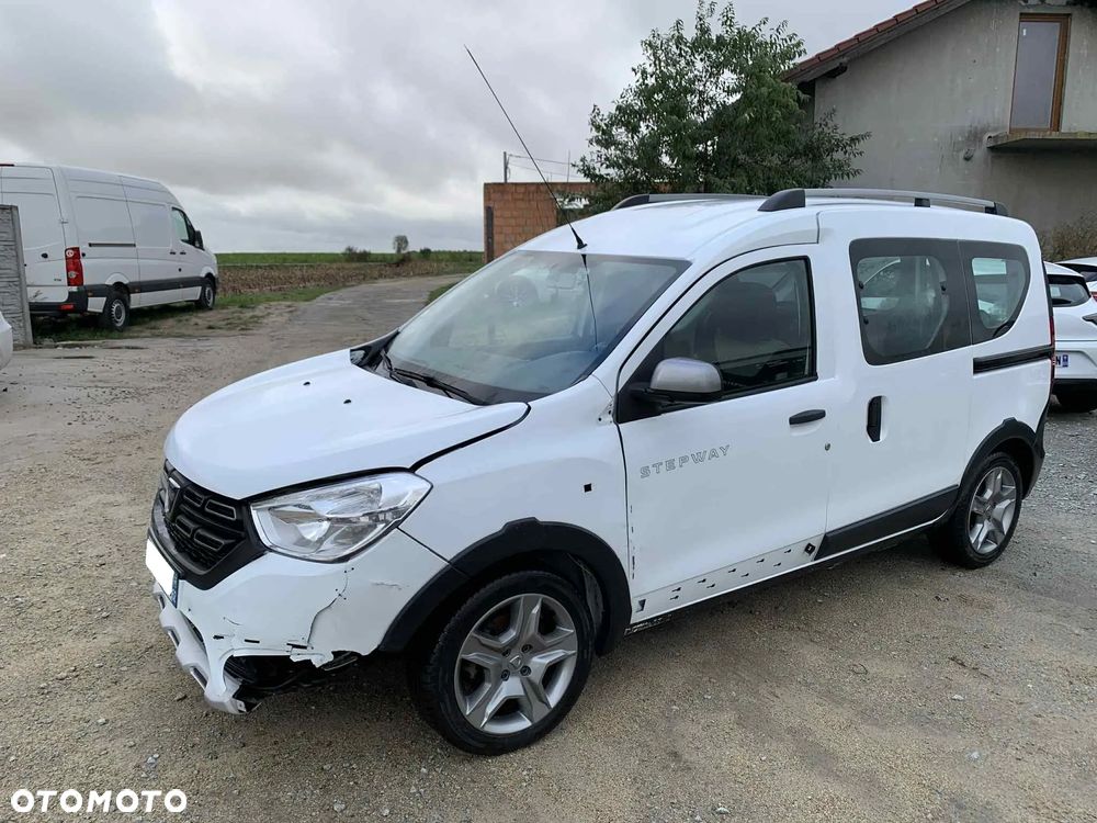 Dacia Dokker TCe 115 Stepway - 7