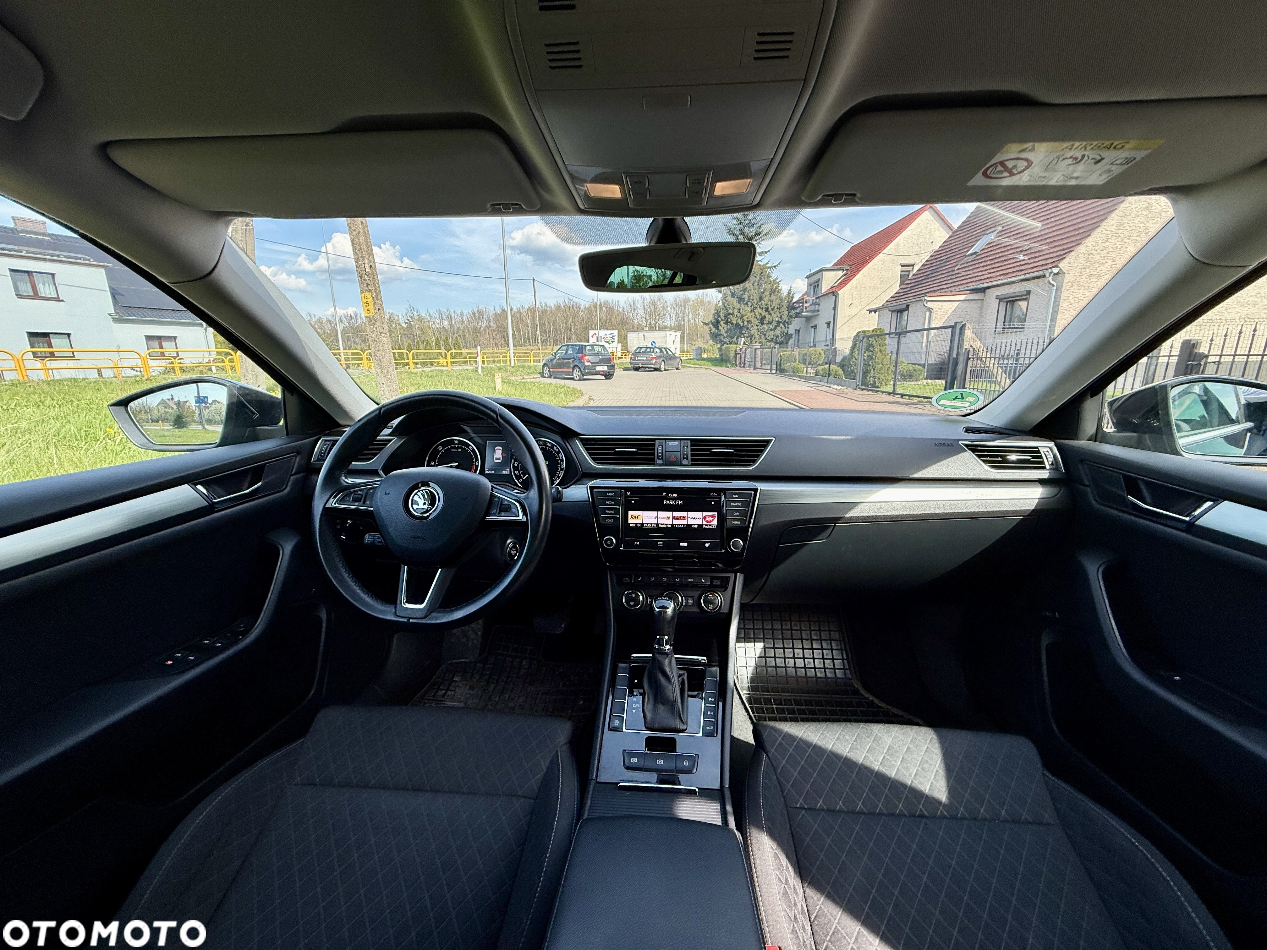 Skoda Superb Combi 1.6 TDI DSG Ambition - 20