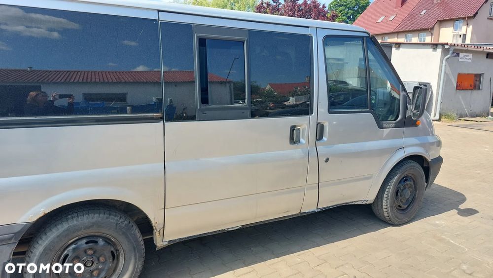 Ford transit 2001 2,0d na części szyby drzwi lampa lusterko ćwiartka - 15
