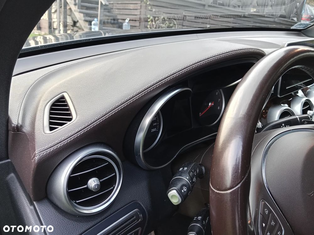 Mercedes-Benz GLC - 13