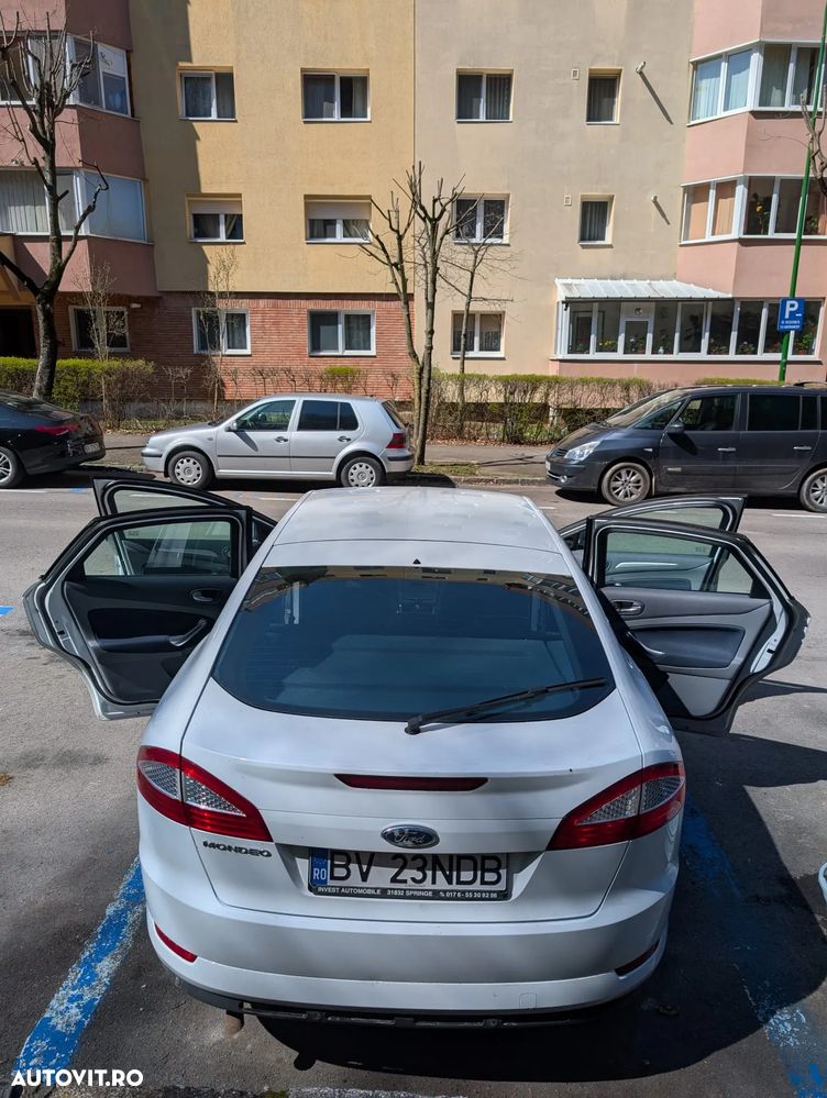 Ford Mondeo - 8