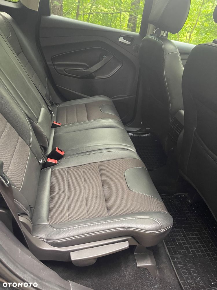 Ford Kuga 2.0 TDCi 4WD Titanium - 5