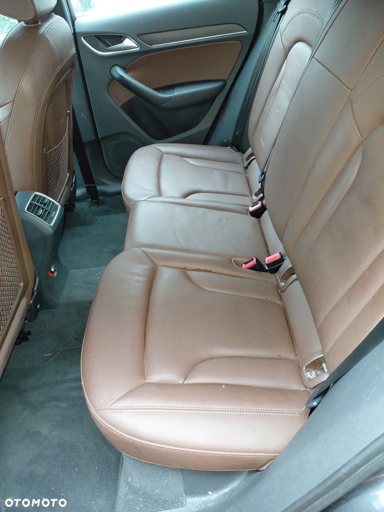 Audi Q3 1.4 TFSI Sport S tronic - 24