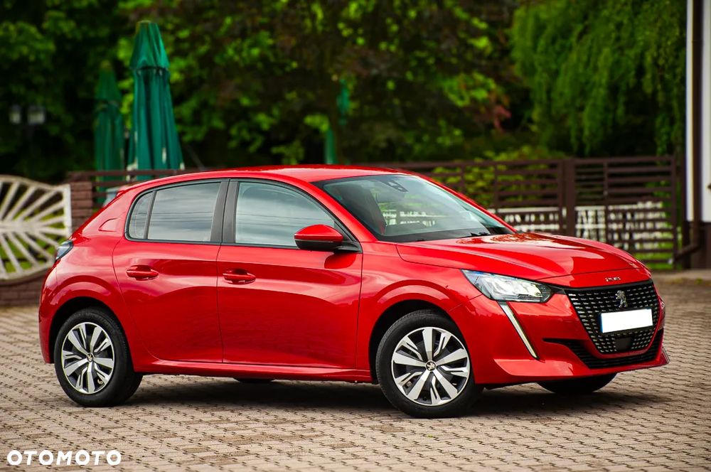 Peugeot 208 PureTech 82 Start & Stop Allure - 11