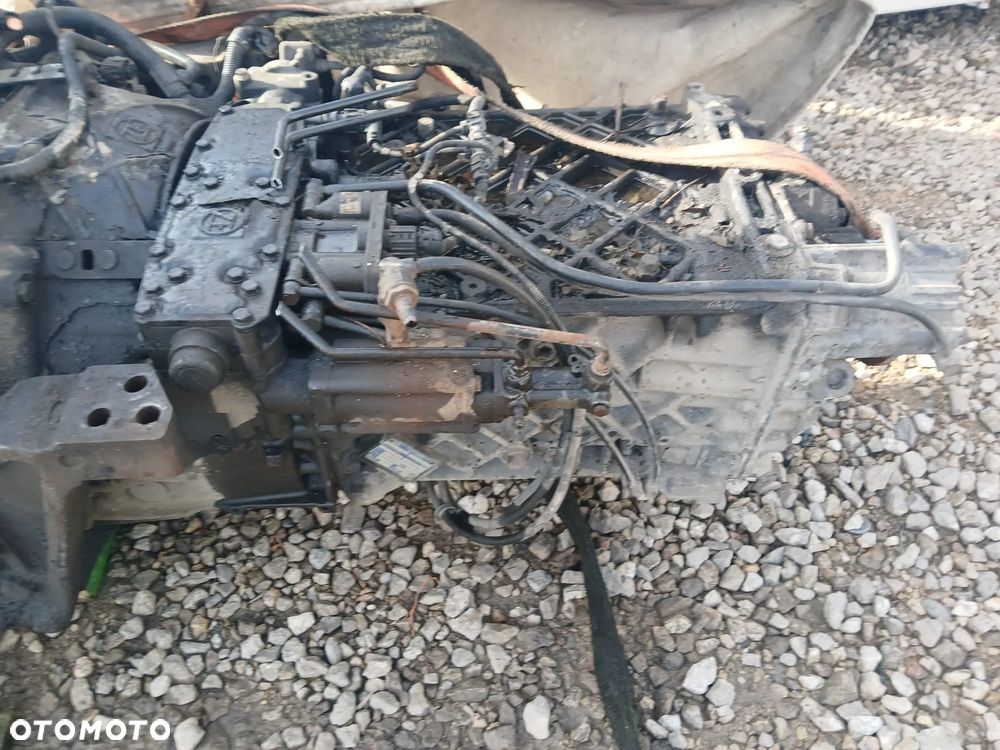 SKRZYNIA BIEGÓW ZF 16 S 181 MAN - 2