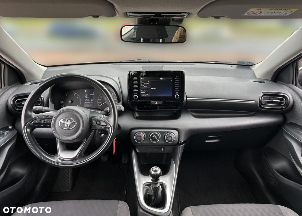 Toyota Yaris - 11