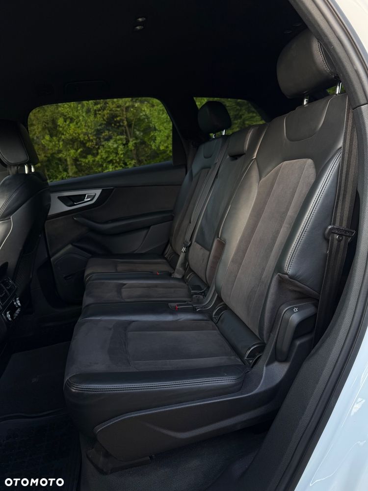 Audi Q7 - 18