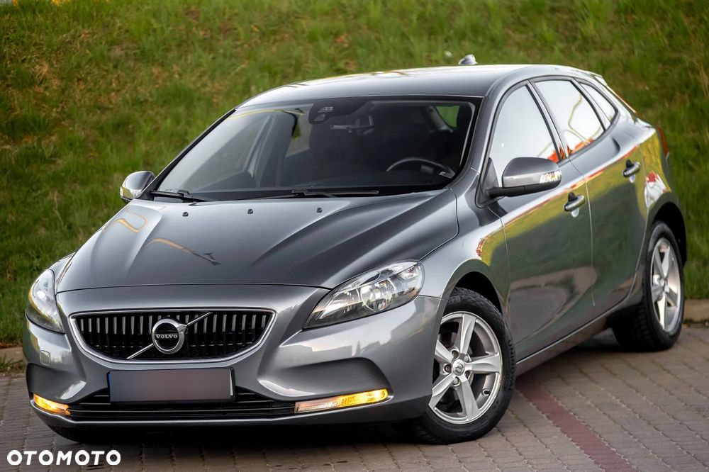 Volvo V40 D2 Momentum - 3
