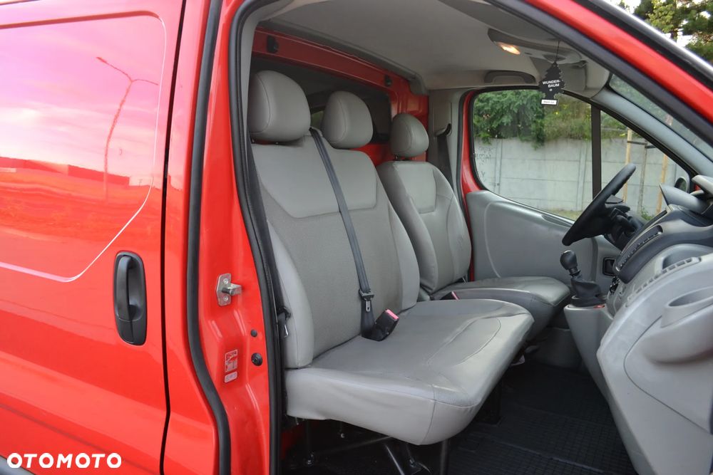 Opel Vivaro - 21