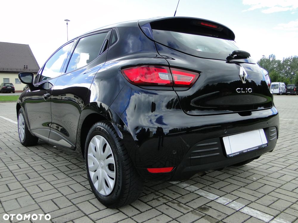 Renault Clio 1.2 16V 75 LIMITED 2018 - 29