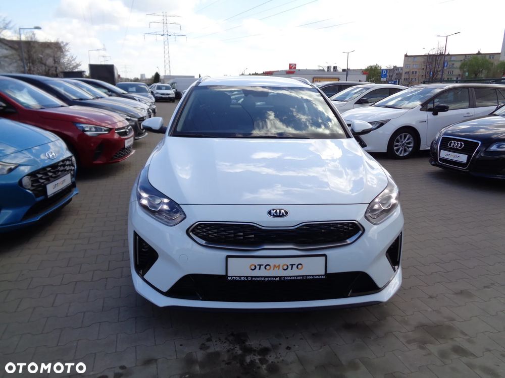 Kia Ceed 1.6 GDI DCT OPF Platinum Edition - 3