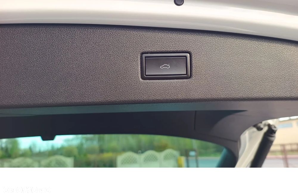 Volkswagen Tiguan - 17